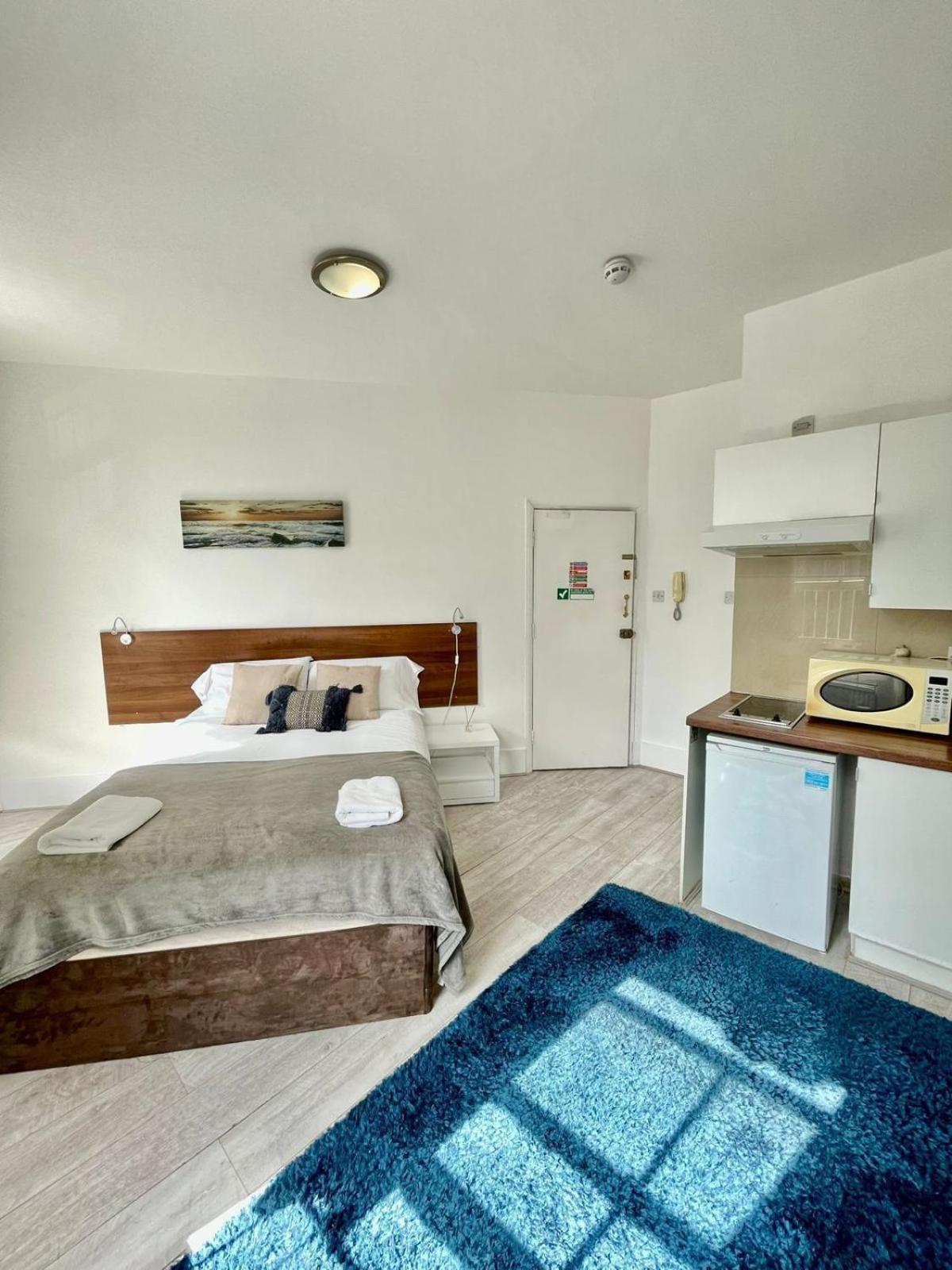 Cromwell Apartments Лондон Екстер'єр фото