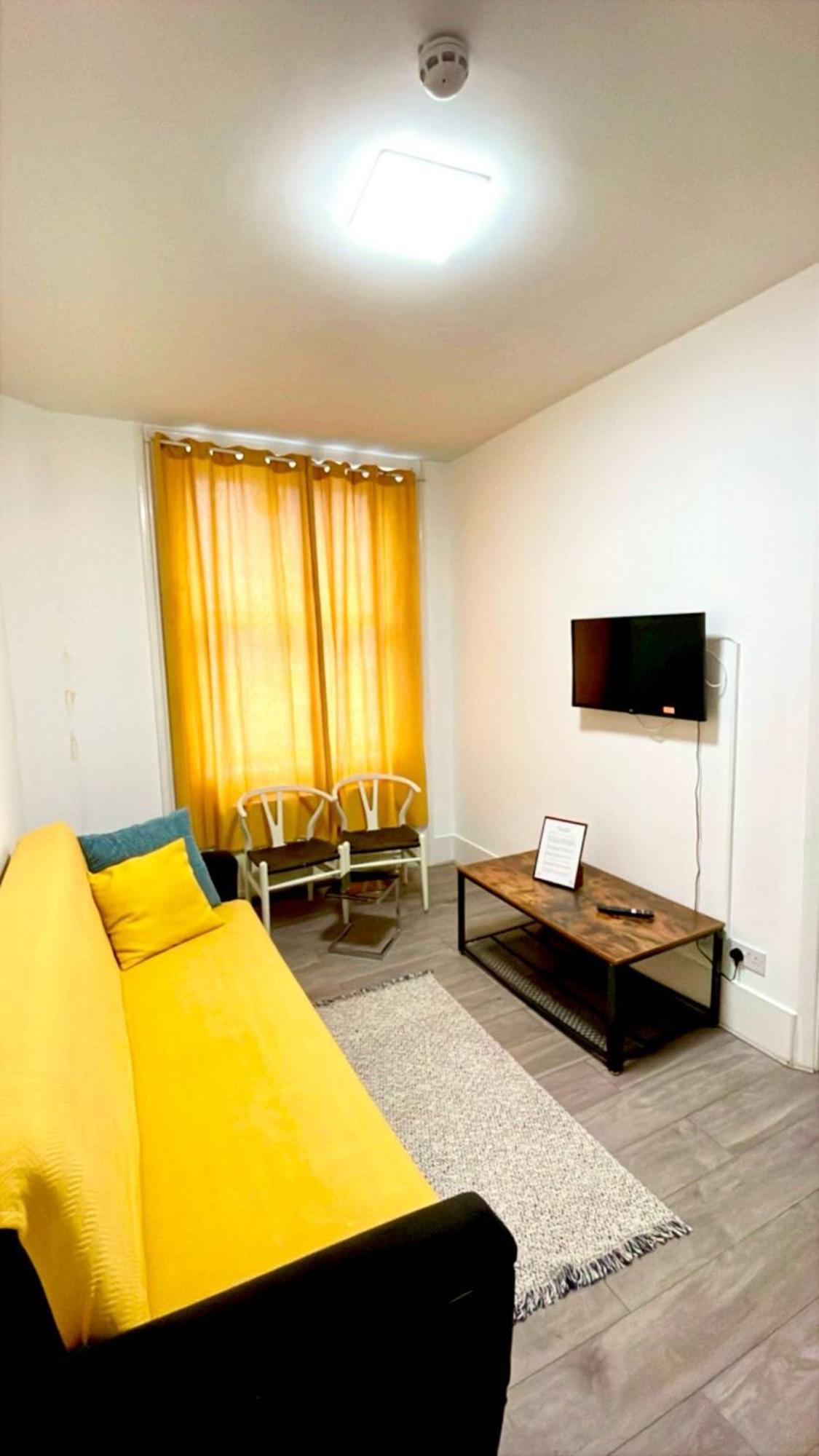 Cromwell Apartments Лондон Екстер'єр фото