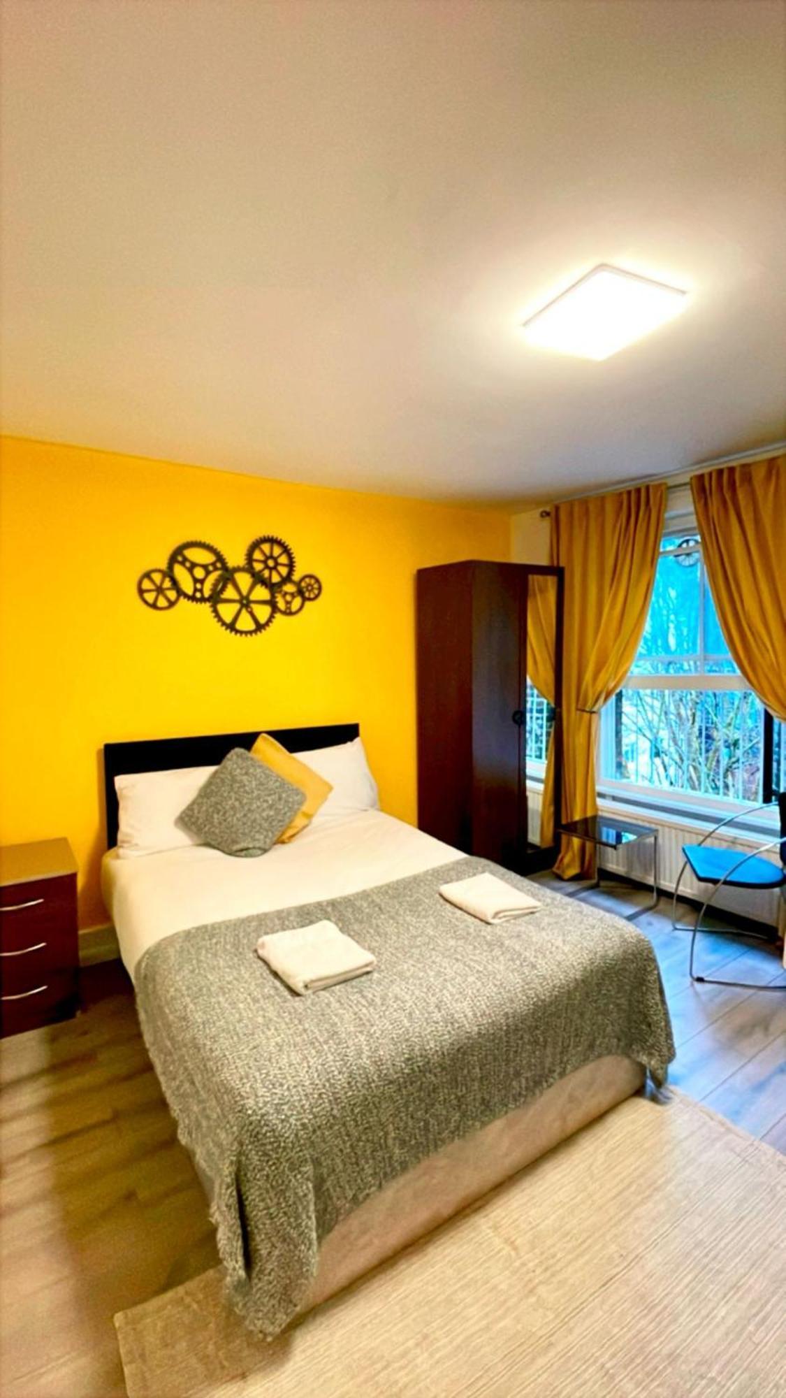 Cromwell Apartments Лондон Екстер'єр фото