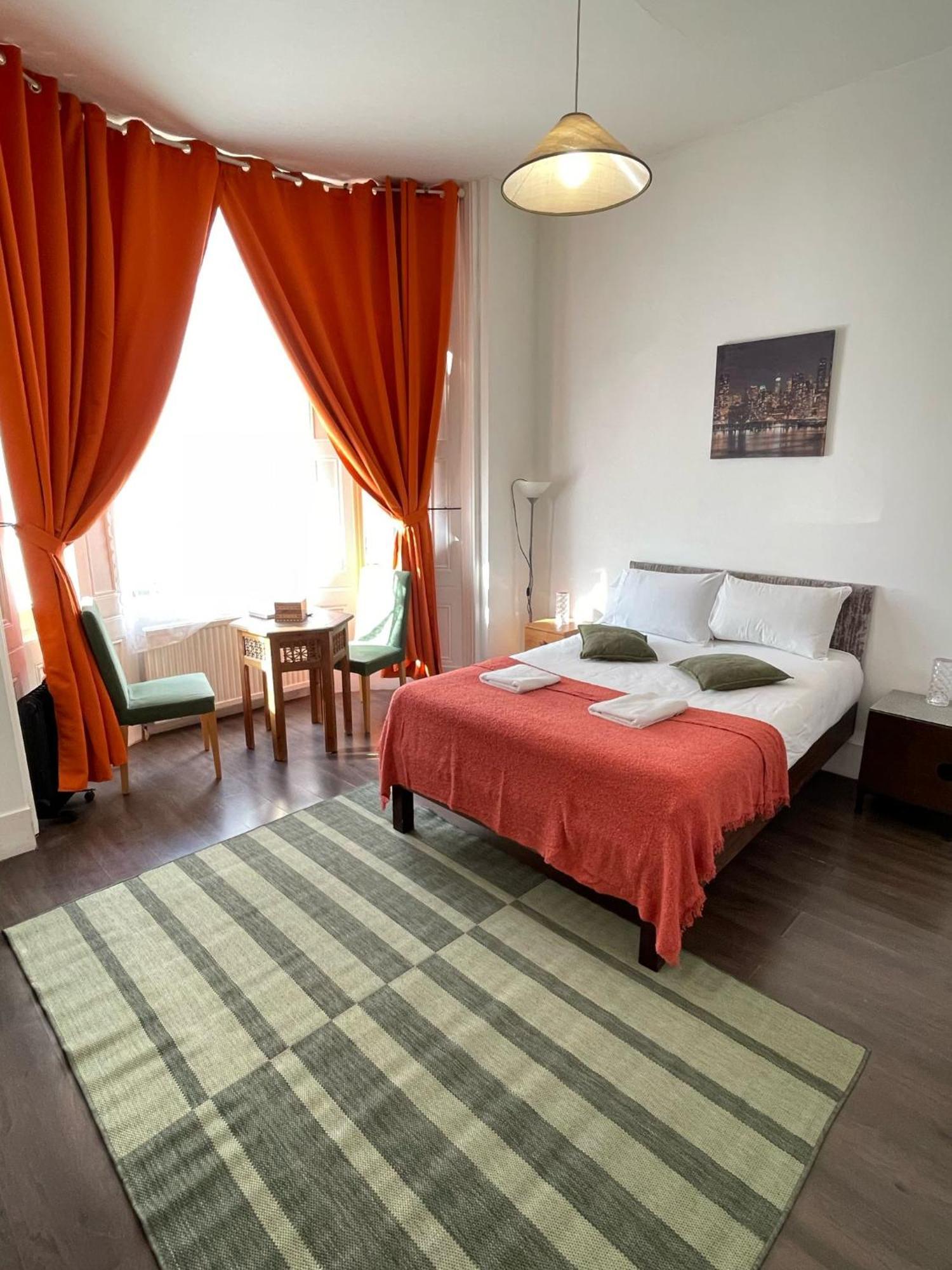 Cromwell Apartments Лондон Екстер'єр фото