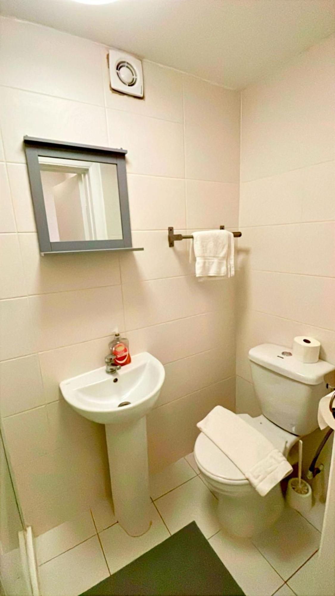 Cromwell Apartments Лондон Екстер'єр фото