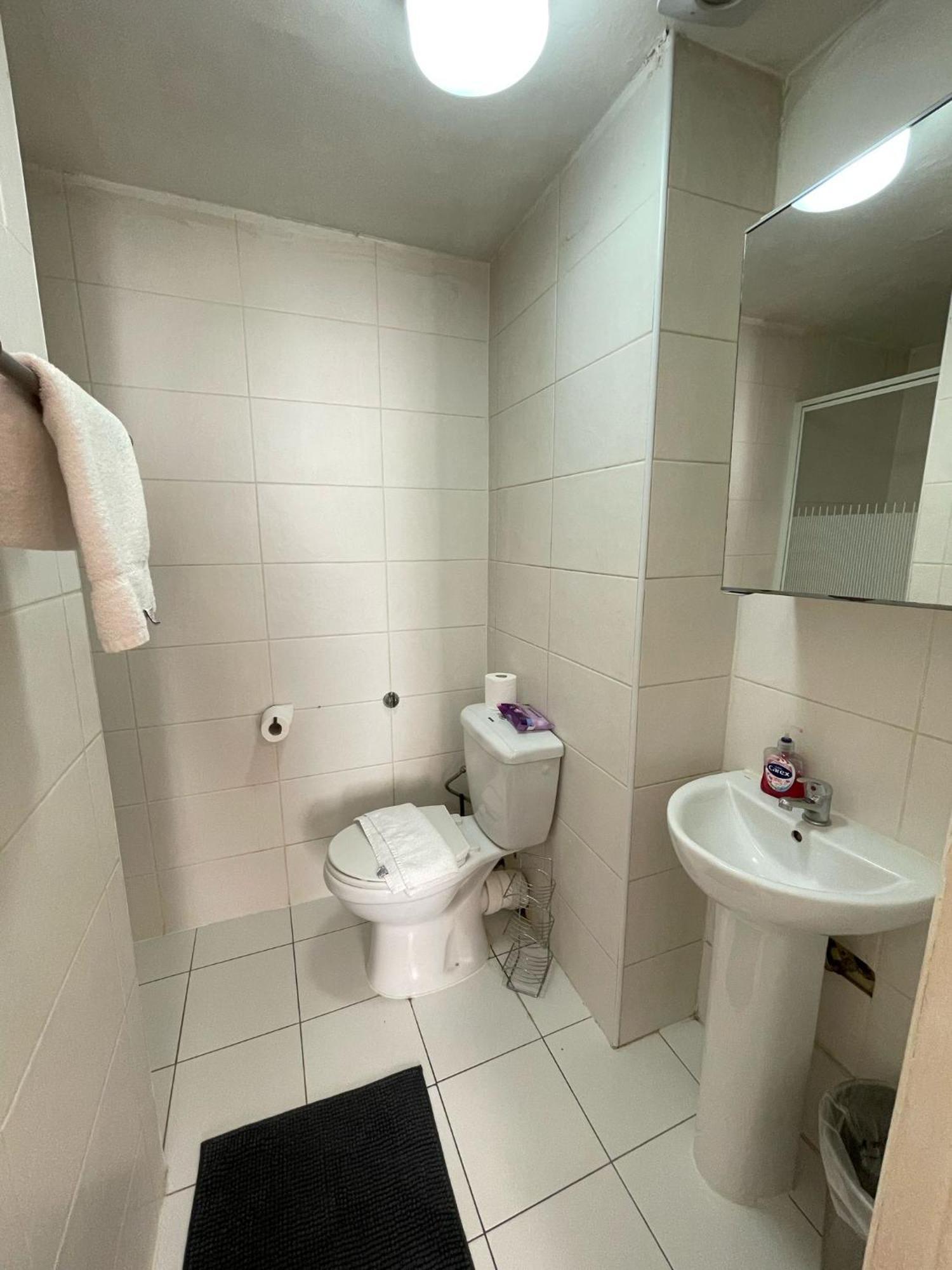 Cromwell Apartments Лондон Екстер'єр фото