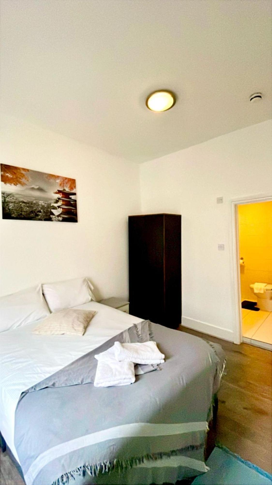 Cromwell Apartments Лондон Екстер'єр фото