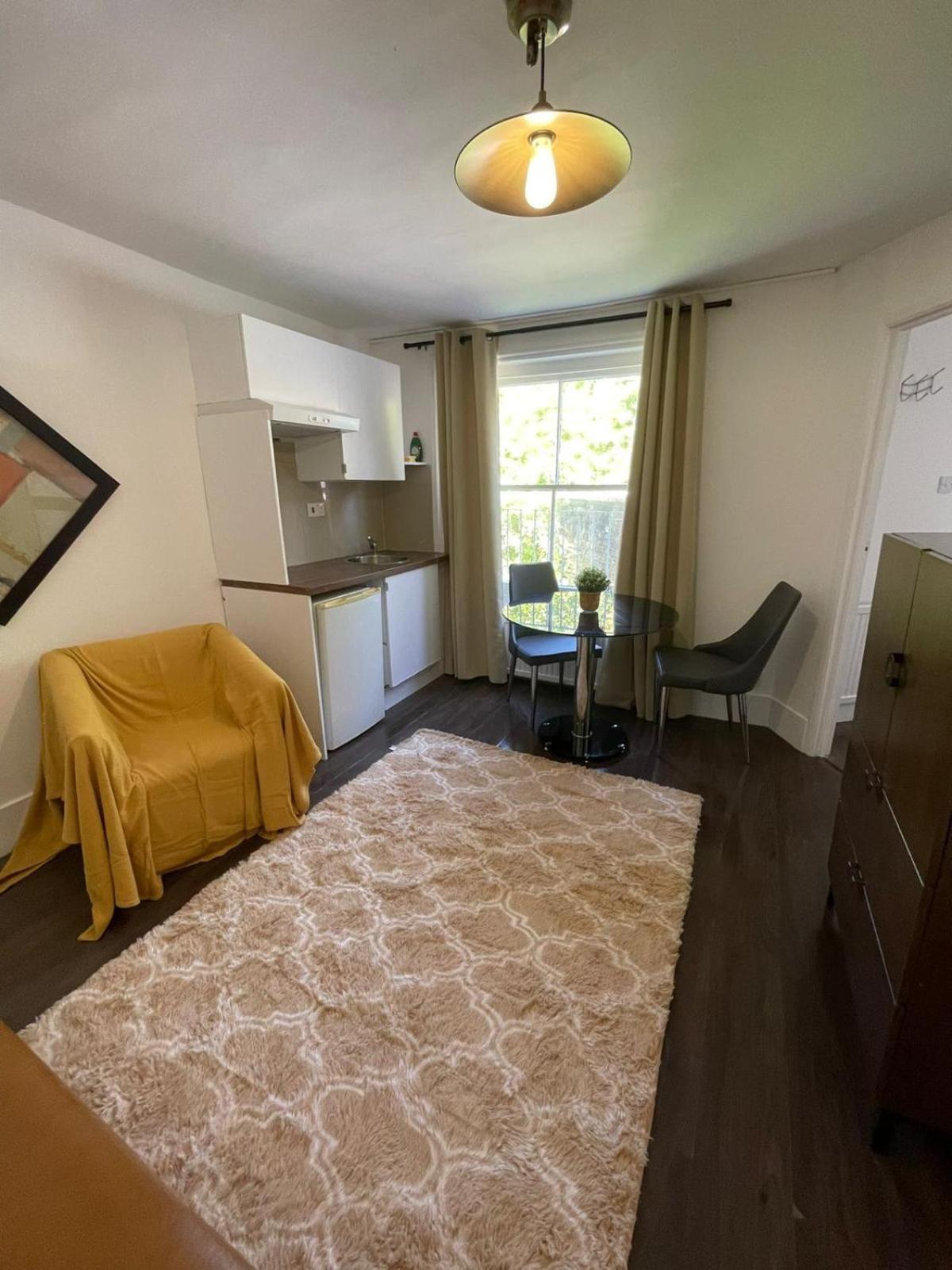 Cromwell Apartments Лондон Екстер'єр фото